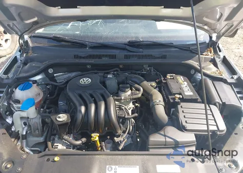 2015 Volkswagen Jetta 2.0L S z USA, uszkodzony, nr VIN 3VW2K7AJ5FM251943